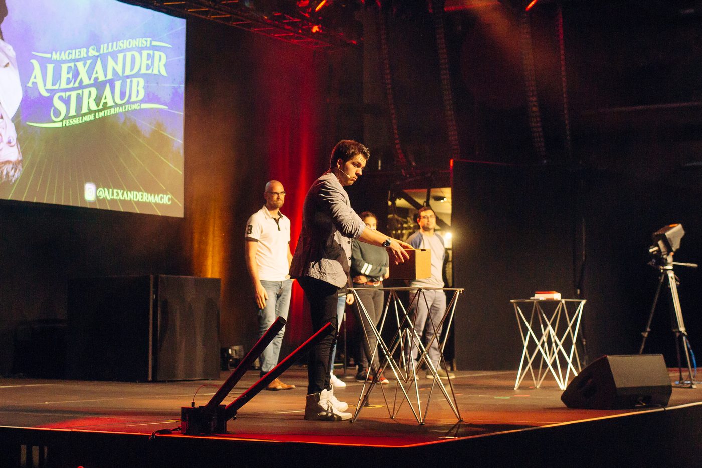 Alexander Straub Show